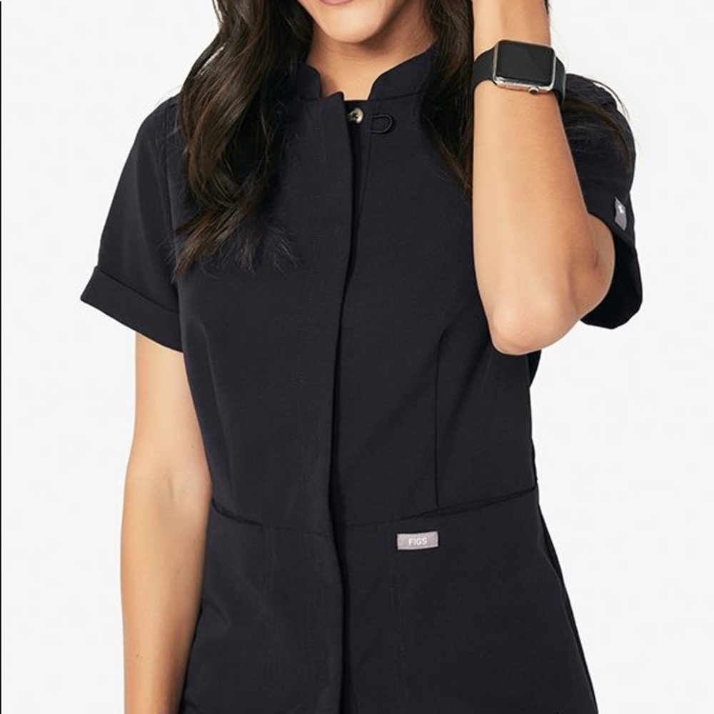 Medium LIMITED EDITION figs scrub top